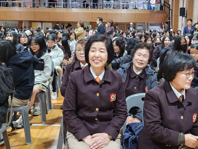 배움의 기회 넓히는 익산시_늦깎이 여고생의 도전(