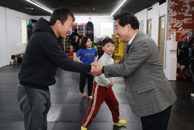 20250306 다둥이 가정 여섯째 탄생 축하 방문 (2)