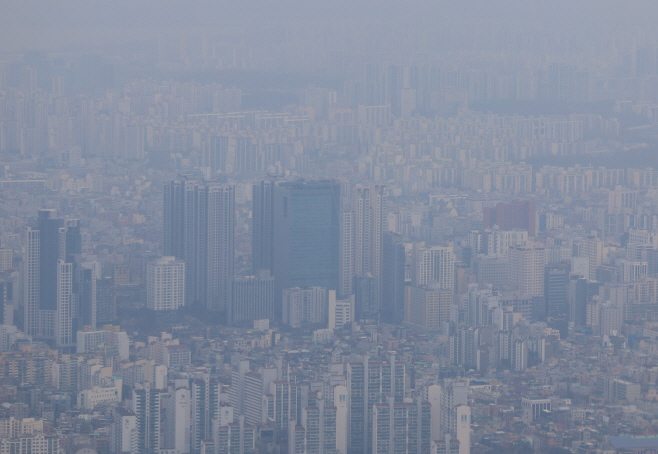 미세먼지에 갇힌 서울<YONHAP NO-4307>