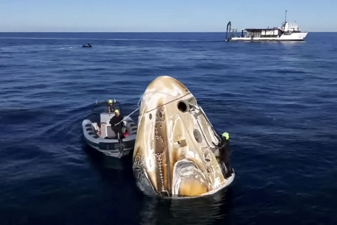 USA NASA ASTRONAUTS RETURN FROM SPACE