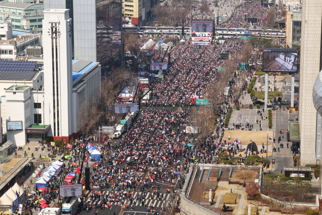 주말 도심 탄핵반대 집회