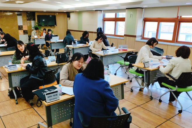 [0324보도자료] 의정부교육지원청, 2025 중등 학생평가계획 컨설팅 실시 사진 (2)