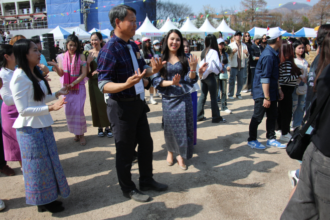 문화도시센터 캄보디아축제 316