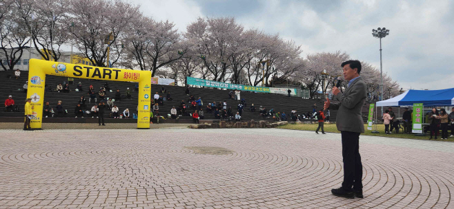 20250406-밀양시, 제19회 한국 100km 걷기대회 성료(1)