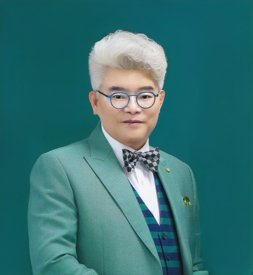 최철홍 보람그룹 회장
