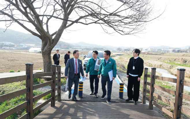 건설도로과(승천천 멜론길 준공 현장 점검) (3)