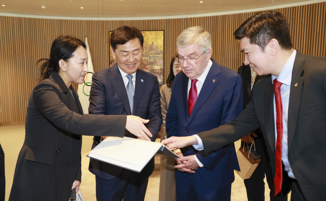 2025-04-08 전북전주 하계올림픽 유치단 토마스 바흐 IOC위원장 면담 (3)