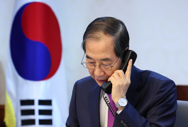 한덕수 대통령 권한대행, 트럼프 미국 대통령과 ...<YONHAP NO-6348>