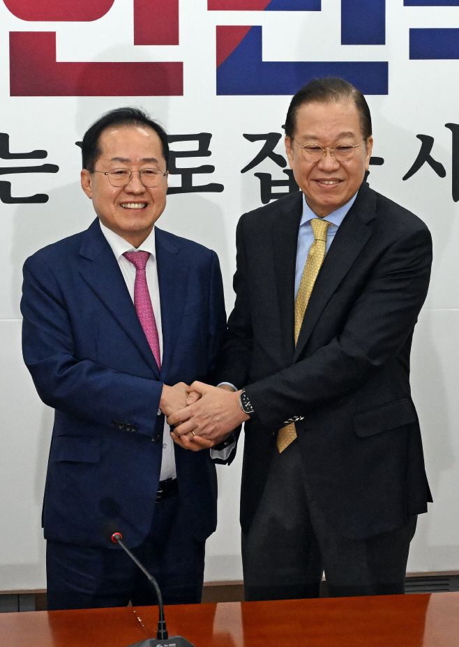 권영세-홍준표 면담