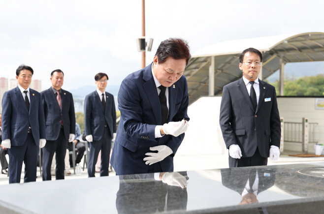 제65주년4.19혁명기념참배(1)