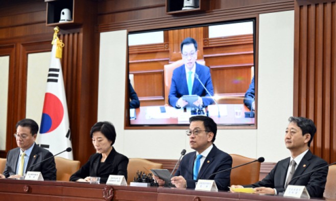 [포토]최 부총리 