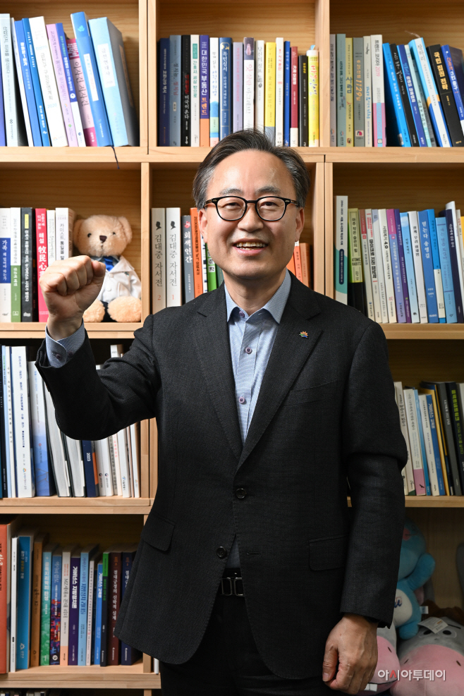 유성훈 금천구청장 인터뷰