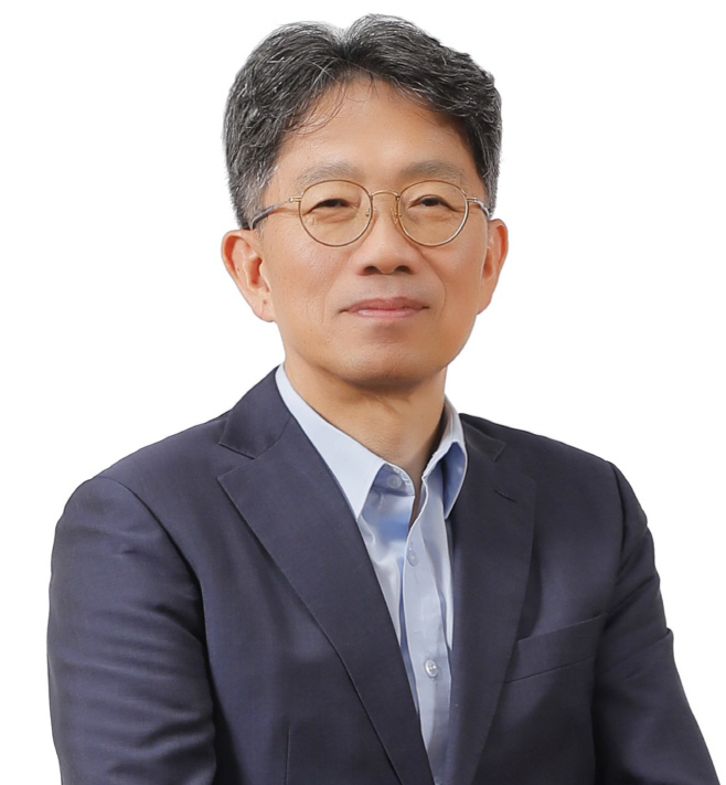방윤혁 대표
