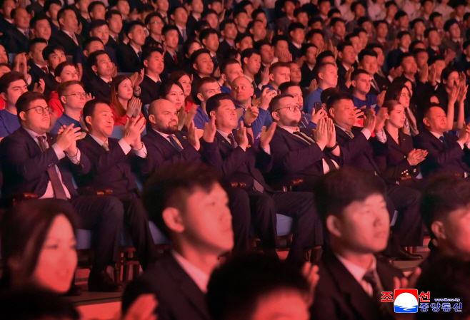 북한, 러시아 청년단체와 친선모임<YONHAP NO-2089>