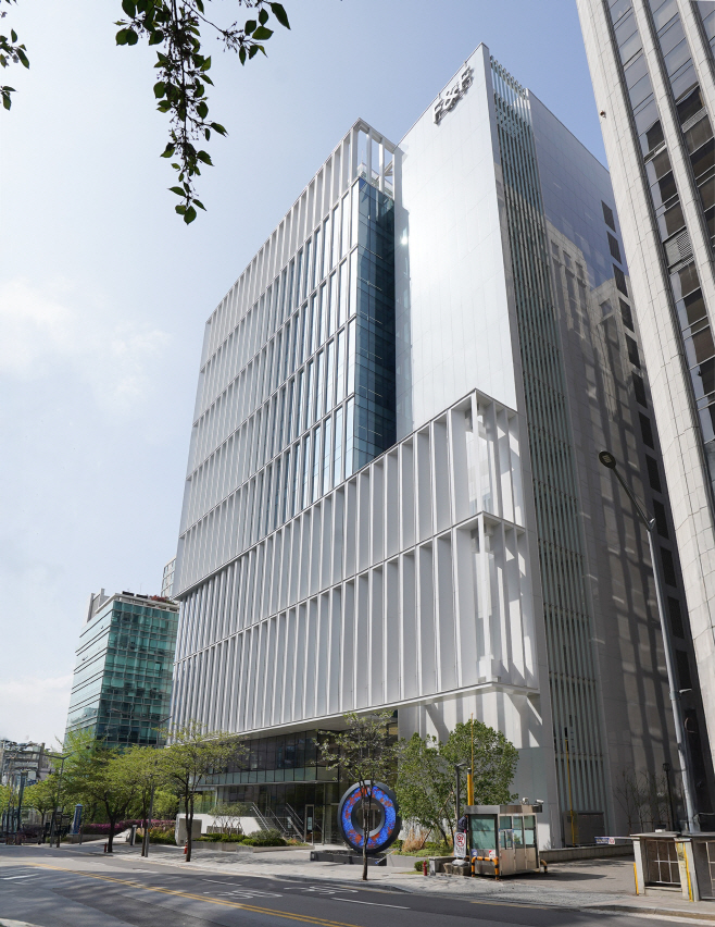 [사진] F&F 강남 신사옥(1) (2)