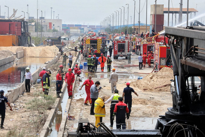 IRAN-EXPLOSION <YONHAP NO-5501> (AFP)