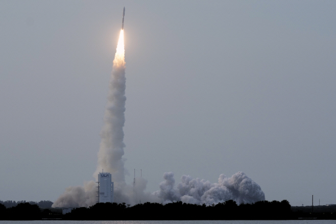Amazon Satellites Launch <YONHAP NO-2192> (AP)
