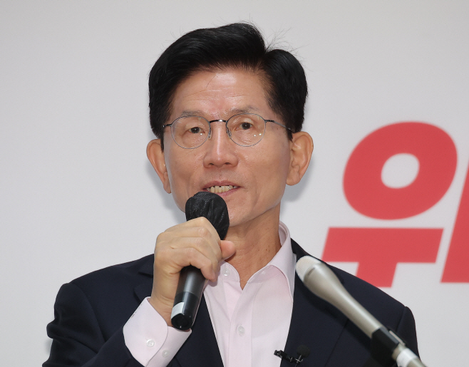발언하는 김문수 후보<YONHAP NO-3435>