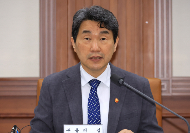 사회관계장관회의 주재하는 이주호 부총리