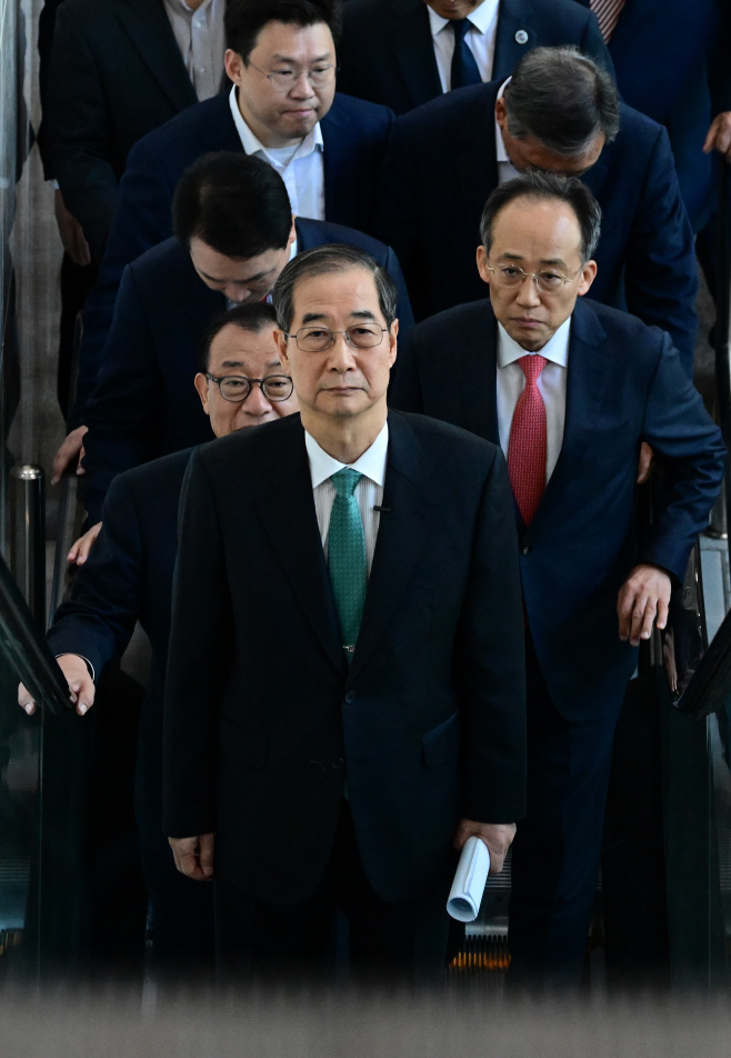 한덕수 대선 출마-24