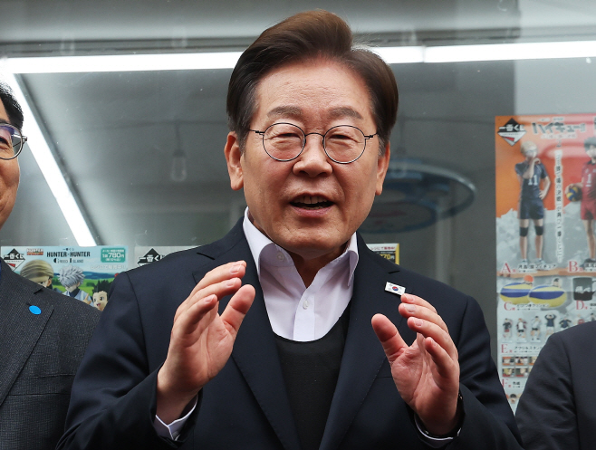 발언하는 이재명 후보<YONHAP NO-3904>
