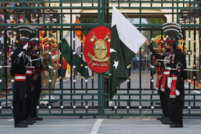 Pakistan India Kashmir <YONHAP NO-0163> (AP)