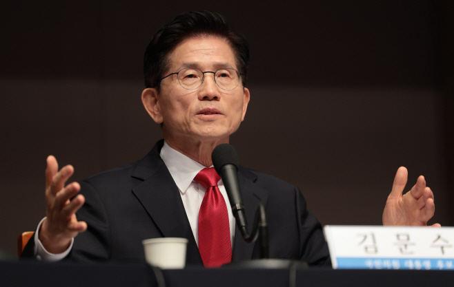 발언하는 김문수 대선 후보<YONHAP NO-3450>