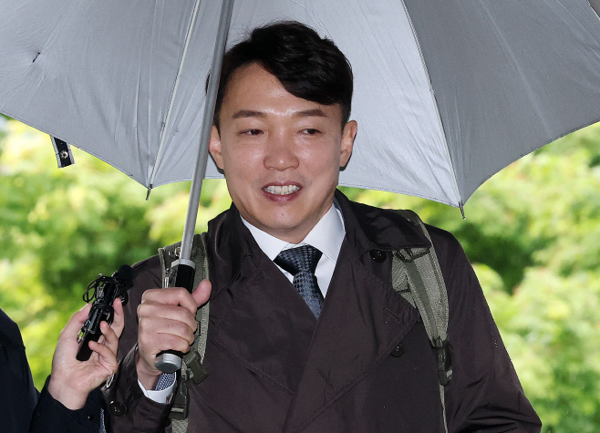 공판 출석하는 이정섭 검사
