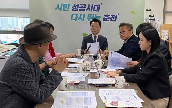 육동한 춘천시장 마임 축제 언론브리핑