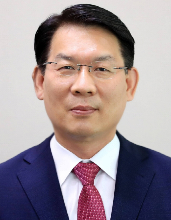 CEO 프로필 사진