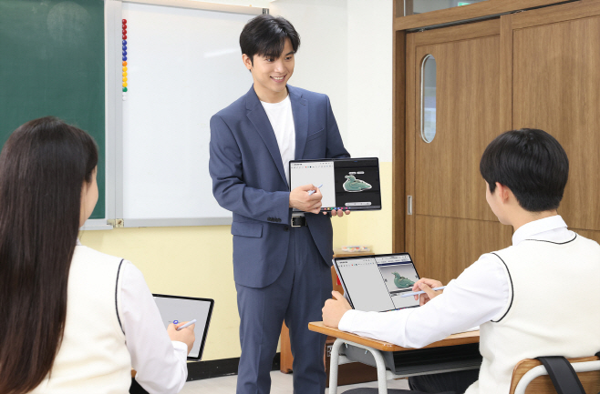 삼성전자, 갤럭시 캠퍼스 가입 대상 넓히며 교사 지원 확대 (3)