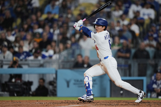 Athletics Dodgers Baseball <YONHAP NO-4438> (AP)