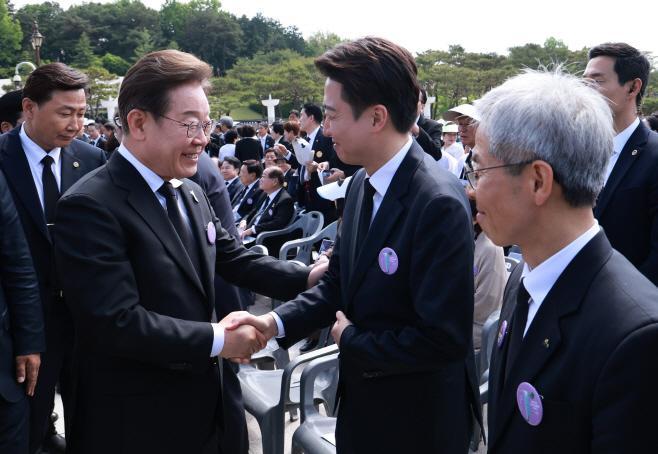이재명ㆍ이준석 후보<YONHAP NO-3434>