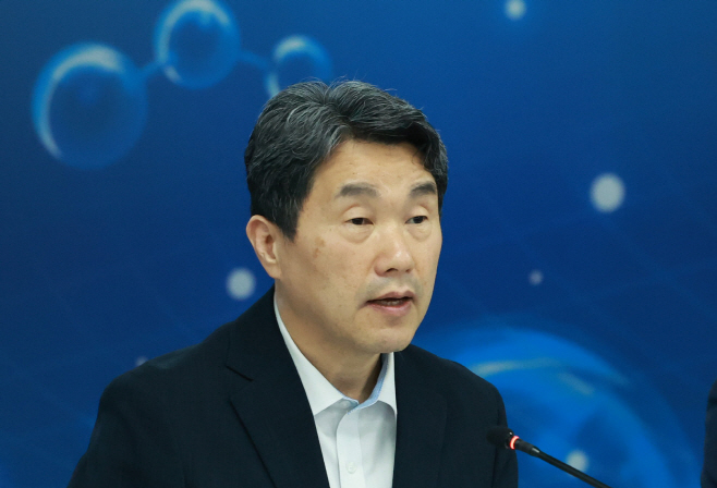 이주호 권한대행, 국가바이오위 2차 회의 발언<YONHAP NO-3808>