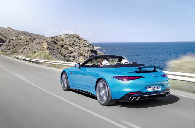 Mercedes-AMG SL 43 Roadster, 2022