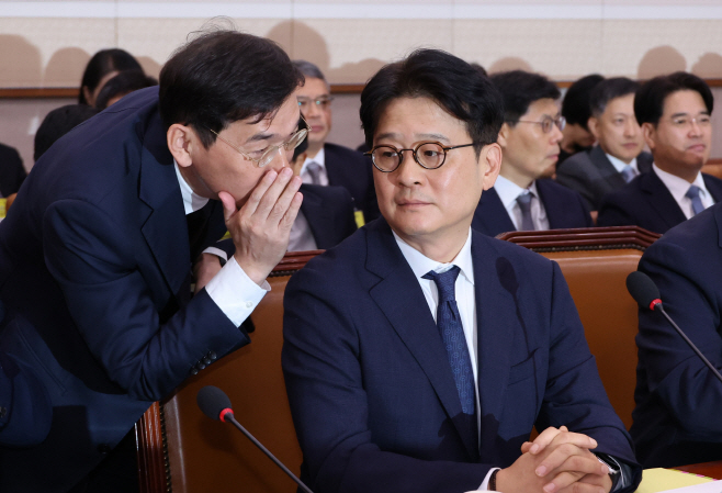 '탄핵후 복귀' 이창수 중앙지검장·조상원 4차장...<YONHAP NO-5427>