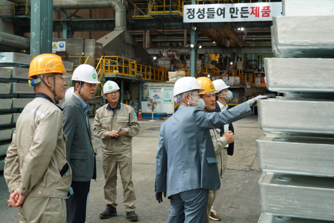 사진1. 영풍 사외이사진, 석포제련소 첫 방문…현장 경영 강화 시동