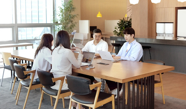 밀리의서재 회의 이미지