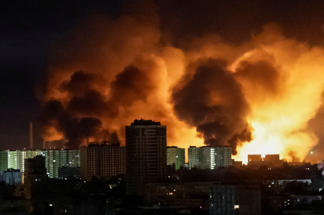 UKRAINE-CRISIS/ATTACK-KYIV <YONHAP NO-5254> (REUTERS)