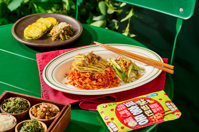 제철찾은 칼빔면