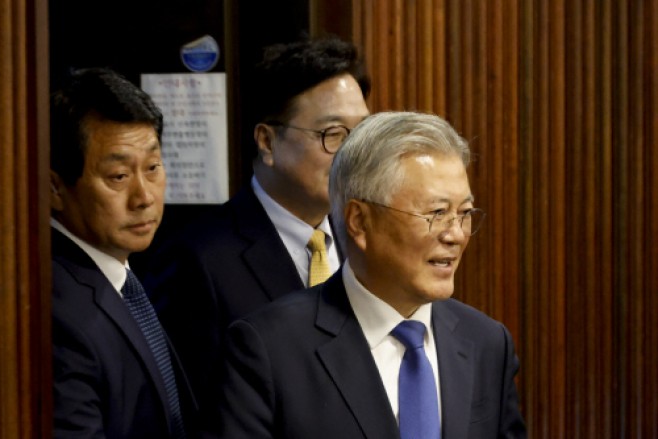 4.27 판문점선언 7주년 기념식 참석하는 문재인 전 대통령