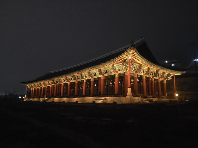 이순신 장군 숨결이 깃든 여수 진남관