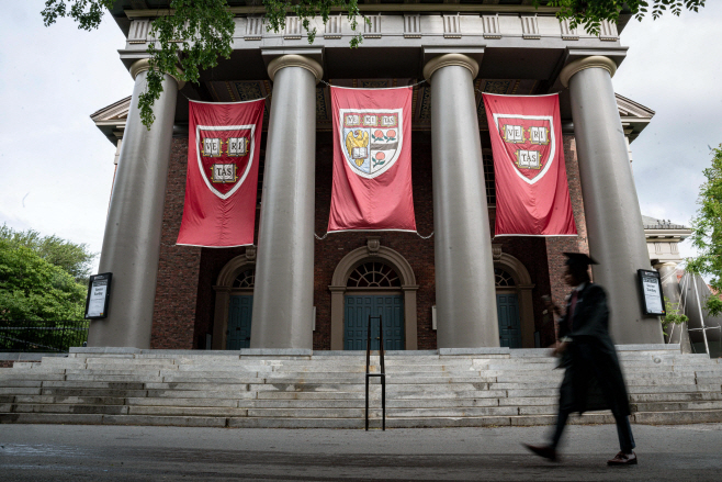 U.S.-MASSACHUSETTS-CAMBRIDGE-HARVARD UNIVERSITY-CAMPUS-FEDERAL JUDGE-INJUNCTION