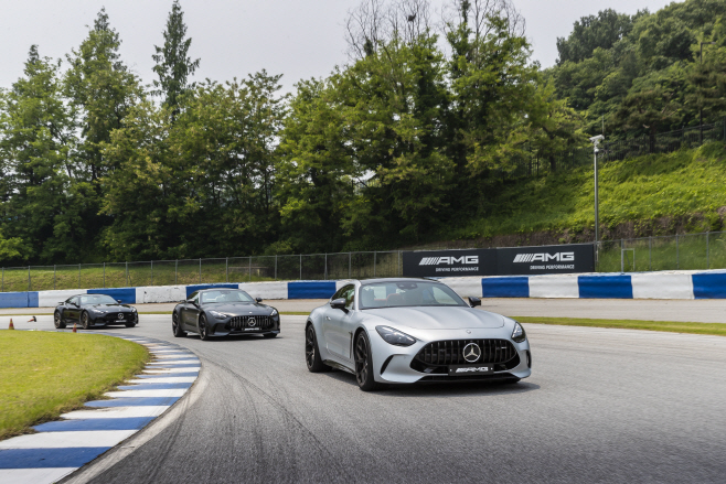 사진7-메르세데스-AMG GT 55 4MATIC+