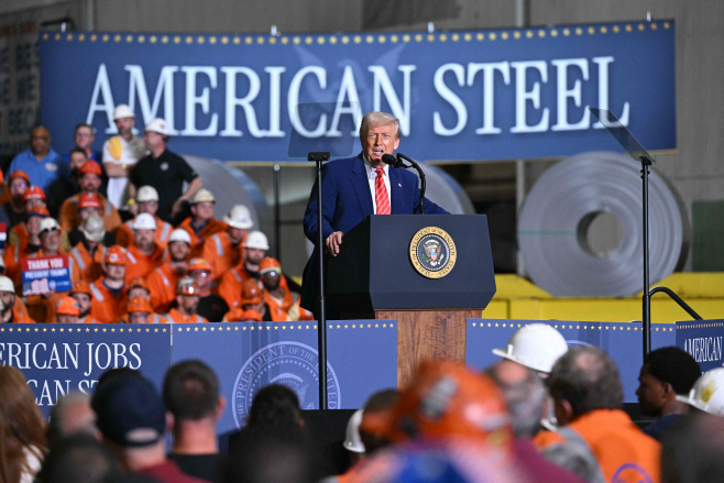 US-POLITICS-INDUSTRY-TRADE-STEEL