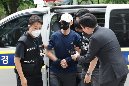 지하철 5호선 방화범 영장실질심사<YONHAP NO-2329>