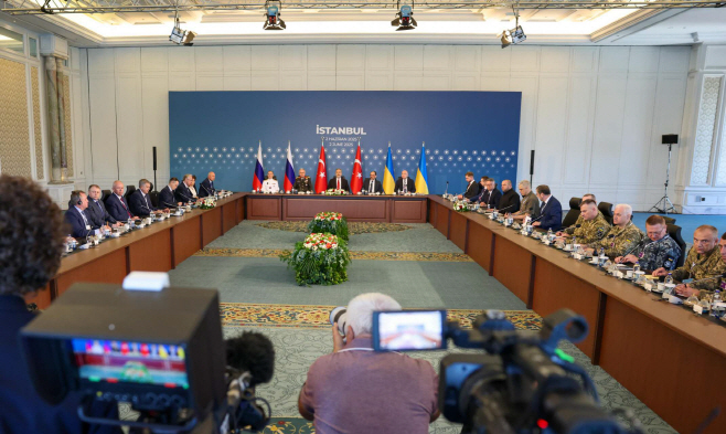 (SpotNews)T?RKIYE-ISTANBUL-RUSSIA-UKRAINE-PEACE TALKS