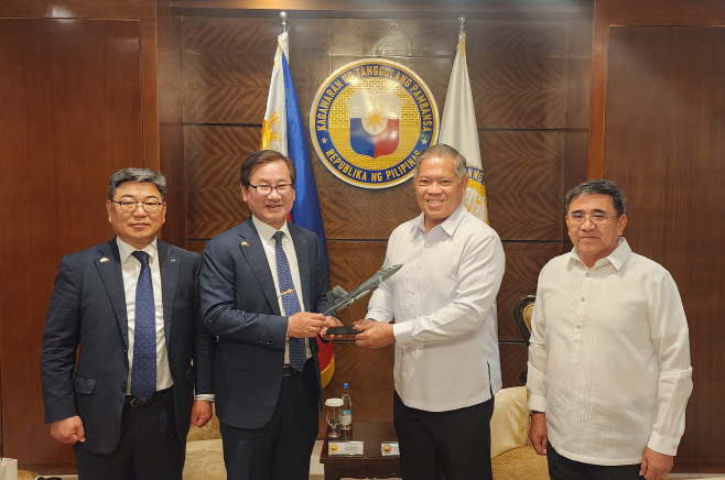 사진1. 단체 기념 사진