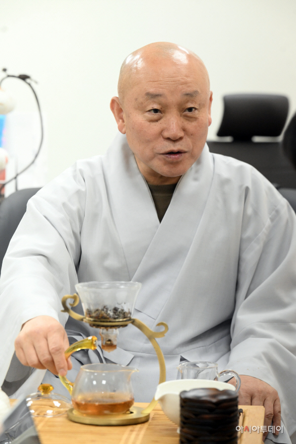 한국불교문화사업단 단장 만당스님