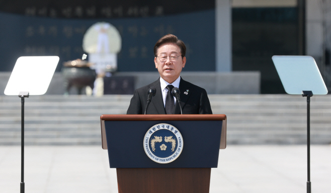이재명 대통령 현충일 추념사<YONHAP NO-3729>